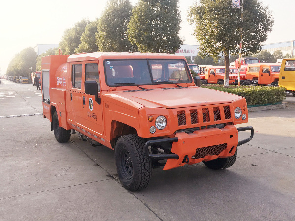 勇士雙排高壓噴霧車