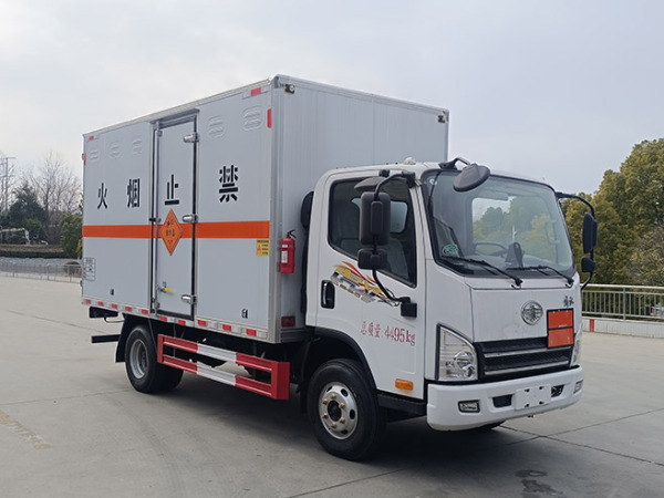 解放4米15煙花爆竹運輸車