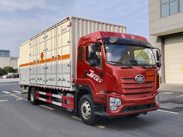 解放JK6爆破器材運輸車