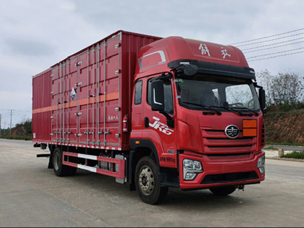 解放JK6腐蝕性物品廂式運輸車