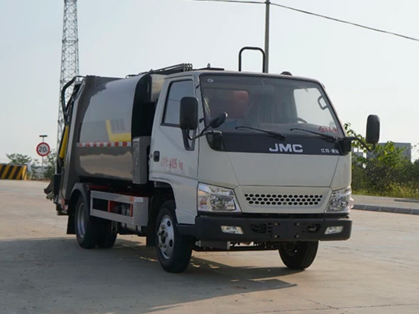 江鈴順威壓縮式垃圾車(5.8立方)