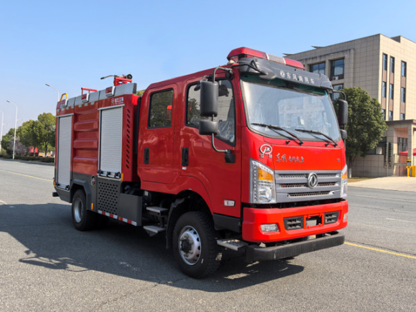 東風(fēng)四驅(qū)水罐消防車