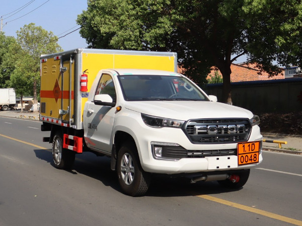 福田將軍皮卡爆破器材運(yùn)輸車