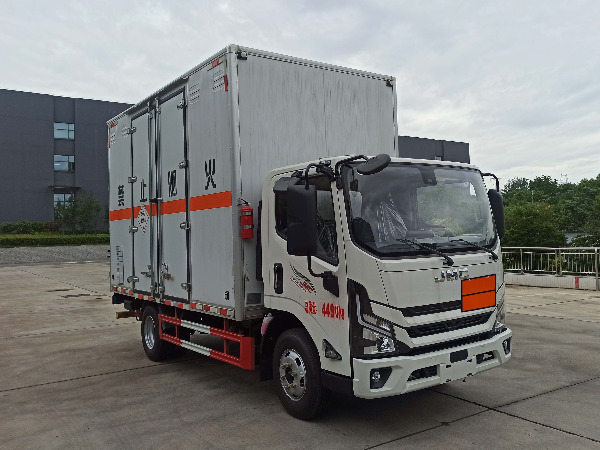 江鈴凱運(yùn)毒性和感染性物品廂式運(yùn)輸車(chē)