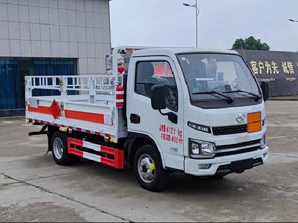 躍進(jìn)小型氣瓶運(yùn)輸車