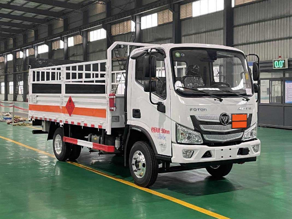 歐馬可4米1氣瓶運(yùn)輸車