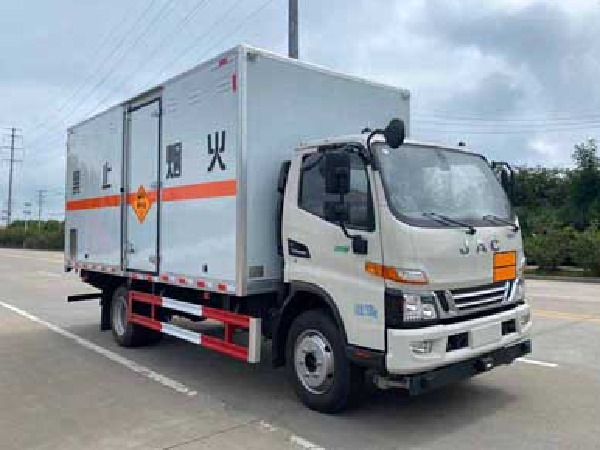 江淮駿鈴5米2爆破器材運(yùn)輸車