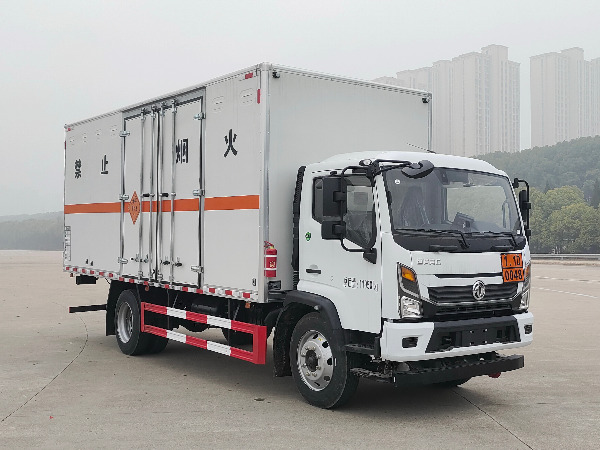 東風(fēng)凱普特爆破器材運(yùn)輸車