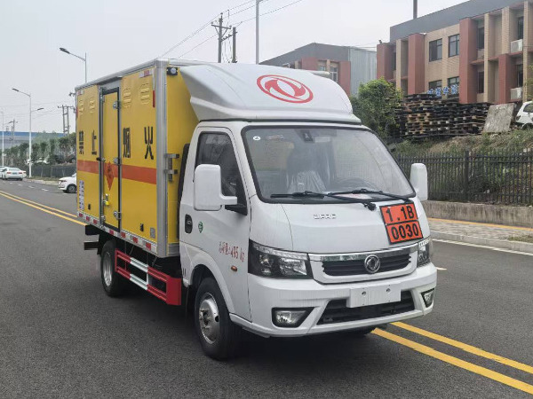 東風微型煙花爆竹運輸車