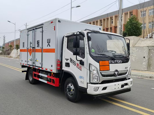 奧鈴5噸爆破器材運(yùn)輸車
